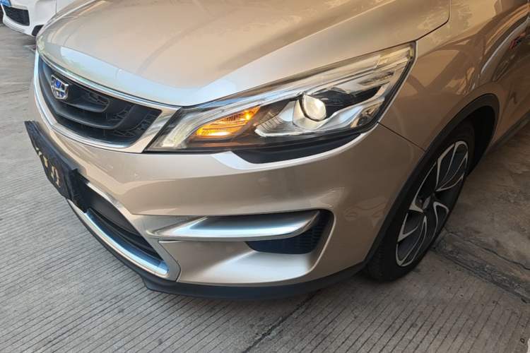 Used Geely Auto Emgrand GS 2017 Sport Edition 1.3T Automatic Smart Connectivity Model Left Front Headlight