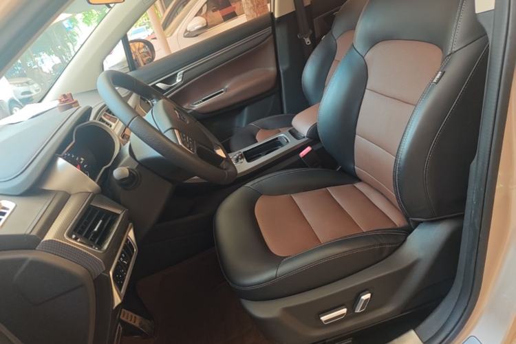 Used Geely Auto Emgrand GS 2017 Sport Edition 1.3T Automatic Smart Connectivity Model Left Front Seat