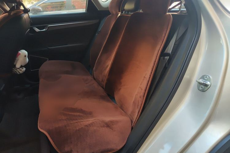 Used Geely Auto Emgrand GS 2017 Sport Edition 1.3T Automatic Smart Connectivity Model Left Rear Seat