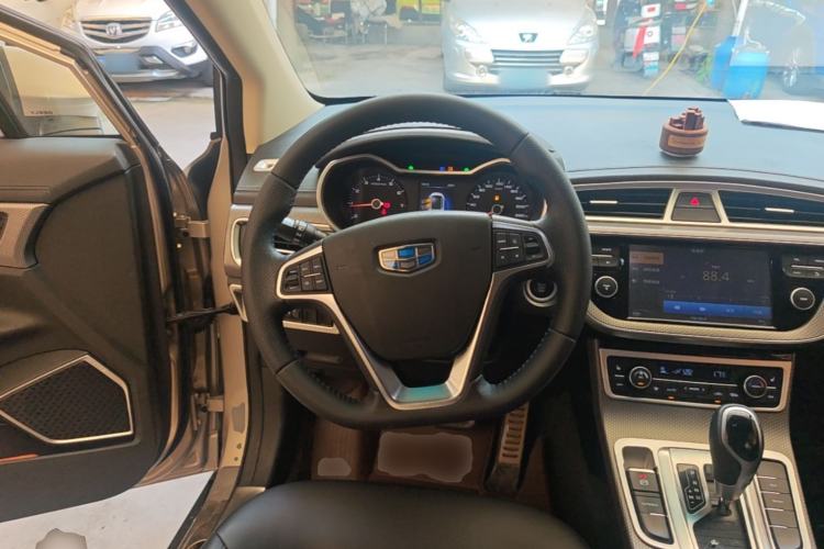 Used Geely Auto Emgrand GS 2017 Sport Edition 1.3T Automatic Smart Connectivity Model Steering Wheel