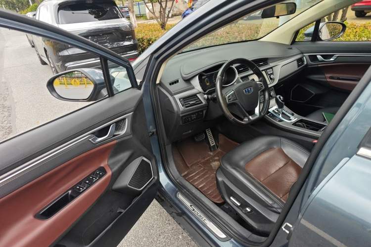 Used Geely Auto Emgrand GS 2017 Sport Edition 1.3T Automatic Smart Connectivity Model Driver Seat