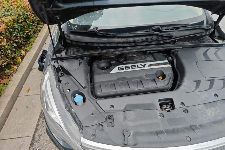 Used Geely Auto Emgrand GS 2017 Sport Edition 1.3T Automatic Smart Connectivity Model Engine Bay Right