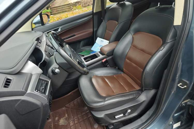 Used Geely Auto Emgrand GS 2017 Sport Edition 1.3T Automatic Smart Connectivity Model Left Front Seat