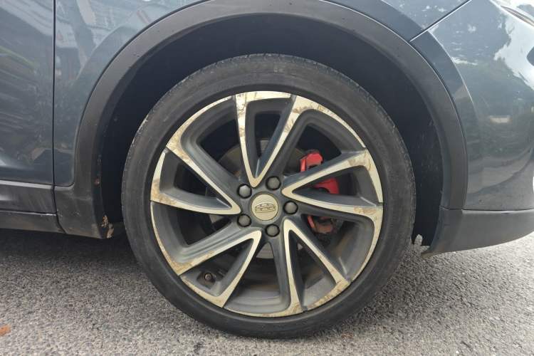 Used Geely Auto Emgrand GS 2017 Sport Edition 1.3T Automatic Smart Connectivity Model Right Front Wheel Hub