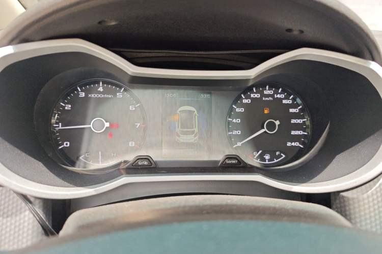 Used Geely Auto Emgrand GS 2017 Sport Edition 1.3T Automatic Smart Connectivity Model Instrument Cluster