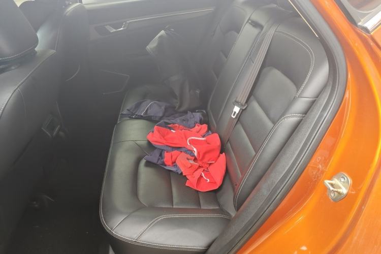 Used Geely Auto Emgrand GS 2017 Elegant Edition 1.3T Automatic Smart Connectivity Model Left Rear Seat