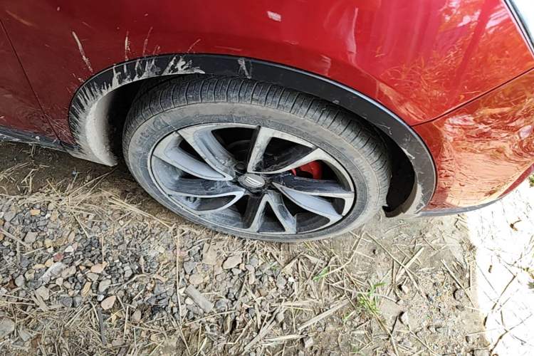 Used Geely Auto Emgrand GS 2017 Sport Edition 1.3T Automatic Smart Connectivity Model Right Front Wheel Hub