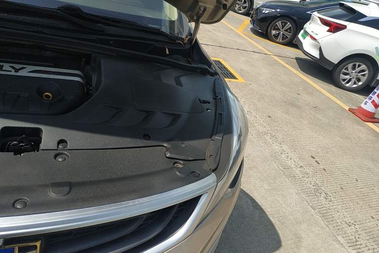 Used Geely Auto Emgrand GS 2017 Sport Edition 1.3T Automatic Smart Connectivity Model Engine Bay Left