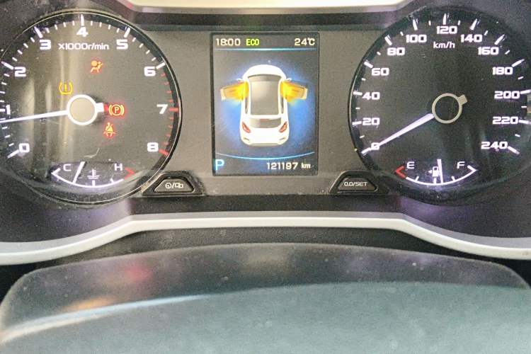 Used Geely Auto Emgrand GS 2017 Sport Edition 1.3T Automatic Smart Connectivity Model Odometer Close Up