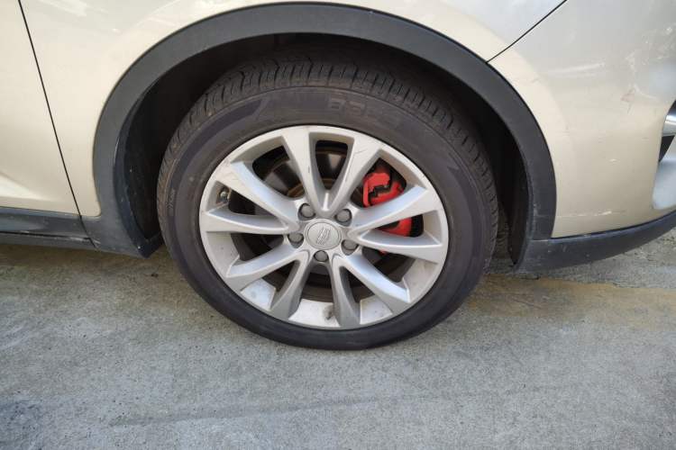 Used Geely Auto Emgrand GS 2017 Sport Edition 1.3T Automatic Smart Connectivity Model Right Front Wheel Hub