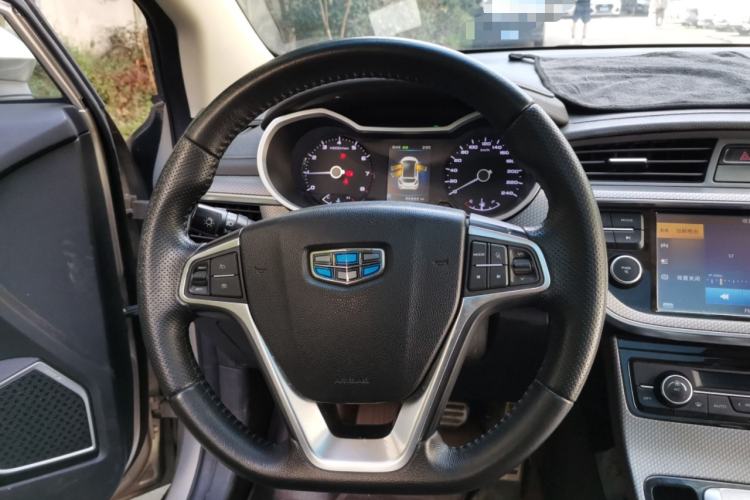 Used Geely Auto Emgrand GS 2017 Sport Edition 1.3T Automatic Smart Connectivity Model Steering Wheel