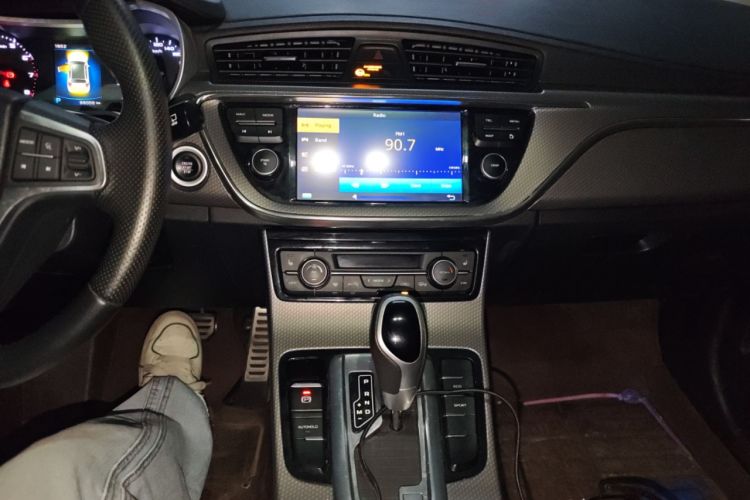 Used Geely Auto Emgrand GS 2017 Sport Edition 1.3T Automatic Smart Connectivity Model Audio And AC Panel