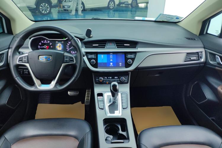 Used Geely Auto Emgrand GS 2017 Sport Edition 1.3T Automatic Smart Connectivity Model Center Console