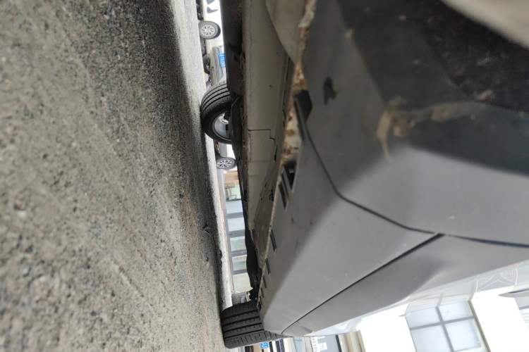 Used Geely Auto Emgrand GS 2017 Sport Edition 1.3T Automatic Smart Connectivity Model Chassis Front Left