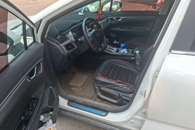 Used Geely Auto Emgrand GS 2017 Sport Edition 1.3T Automatic Smart Connectivity Model Driver Seat
