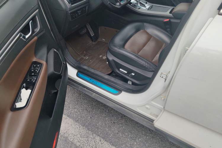 Used Geely Auto Emgrand GS 2017 Sport Edition 1.3T Automatic Smart Connectivity Model Driver Seat