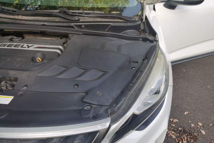 Used Geely Auto Emgrand GS 2017 Sport Edition 1.3T Automatic Smart Connectivity Model Engine Bay Left
