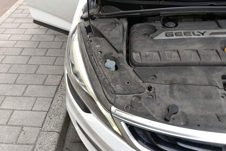 Used Geely Auto Emgrand GS 2017 Sport Edition 1.3T Automatic Smart Connectivity Model Engine Bay Right