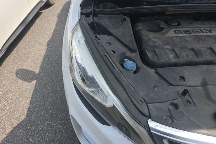 Used Geely Auto Emgrand GS 2017 Sport Edition 1.3T Automatic Smart Connectivity Model Engine Bay Right