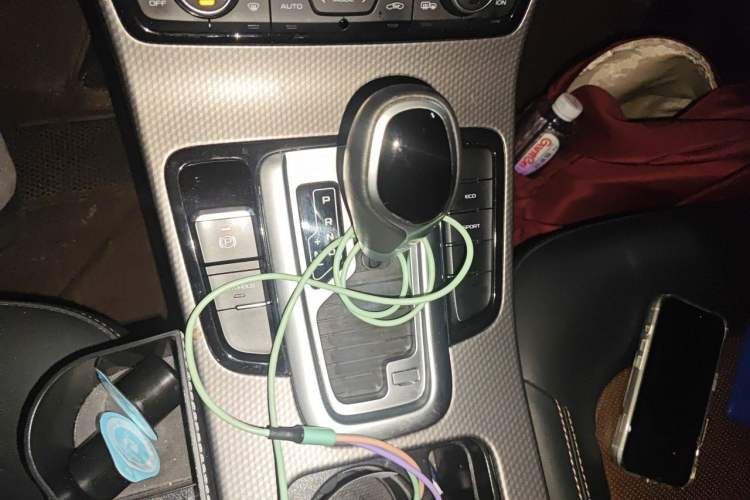 Used Geely Auto Emgrand GS 2017 Sport Edition 1.3T Automatic Smart Connectivity Model Gear Lever
