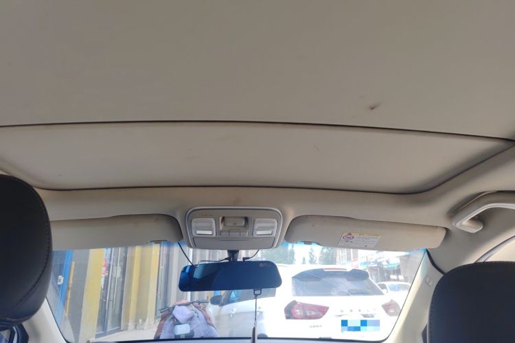 Used Geely Auto Emgrand GS 2017 Sport Edition 1.3T Automatic Smart Connectivity Model Headliner