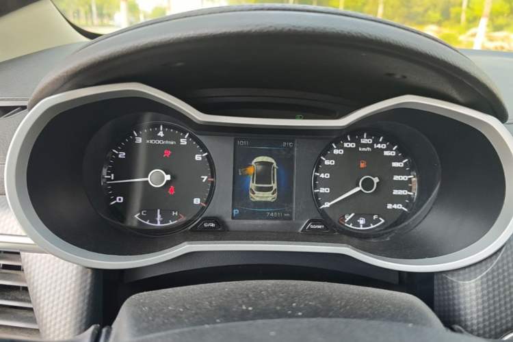 Used Geely Auto Emgrand GS 2017 Sport Edition 1.3T Automatic Smart Connectivity Model Instrument Cluster