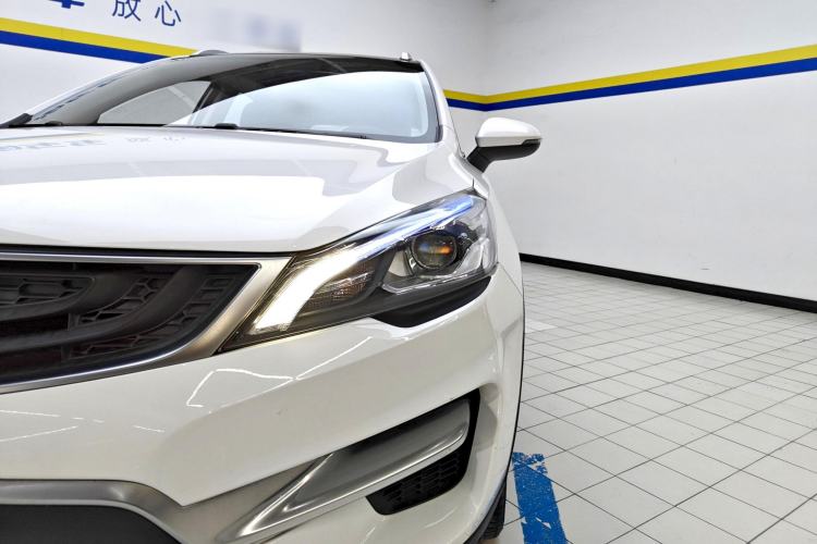 Used Geely Auto Emgrand GS 2017 Sport Edition 1.3T Automatic Smart Connectivity Model Left Front Headlight