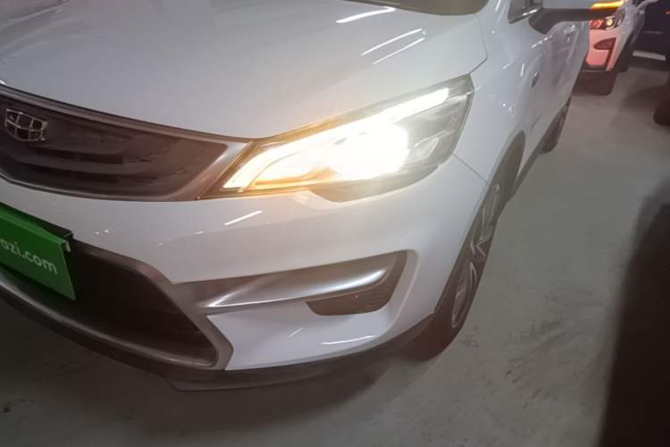 Used Geely Auto Emgrand GS 2017 Sport Edition 1.3T Automatic Smart Connectivity Model Left Front Headlight