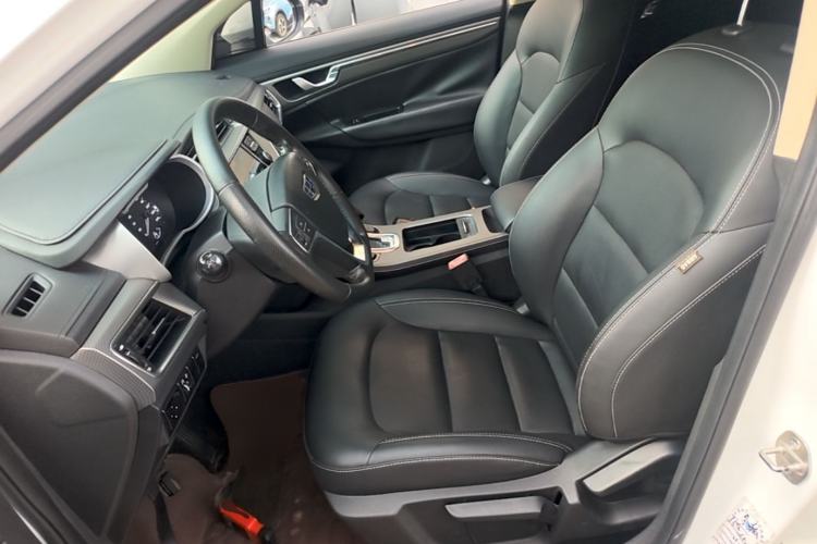 Used Geely Auto Emgrand GS 2017 Elegant Edition 1.3T Automatic Smart Connectivity Model Left Front Seat