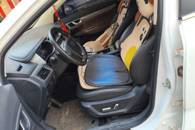 Used Geely Auto Emgrand GS 2017 Elegant Edition 1.3T Automatic Smart Connectivity Model Left Front Seat