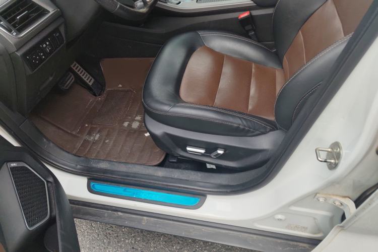 Used Geely Auto Emgrand GS 2017 Sport Edition 1.3T Automatic Smart Connectivity Model Left Front Seat