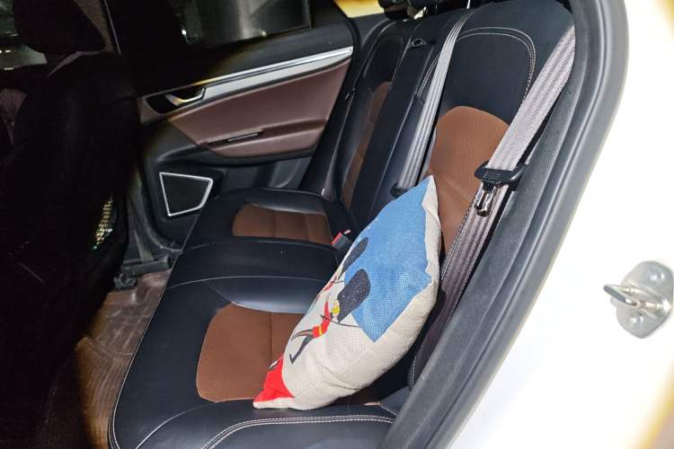 Used Geely Auto Emgrand GS 2017 Sport Edition 1.3T Automatic Smart Connectivity Model Left Rear Seat