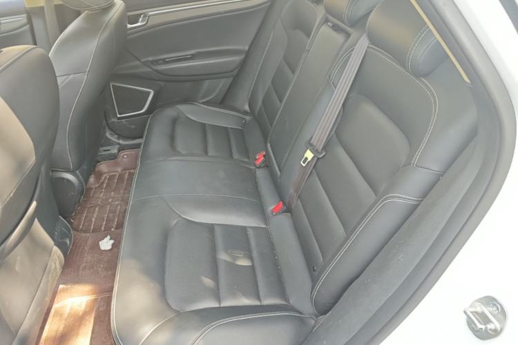 Used Geely Auto Emgrand GS 2017 Sport Edition 1.3T Automatic Smart Connectivity Model Left Rear Seat