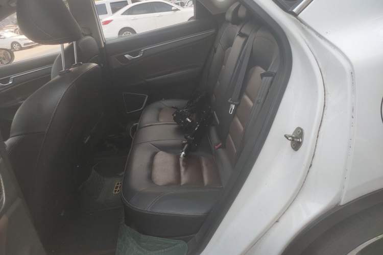Used Geely Auto Emgrand GS 2017 Sport Edition 1.3T Automatic Smart Connectivity Model Left Rear Seat