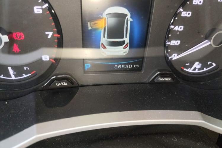 Used Geely Auto Emgrand GS 2017 Elegant Edition 1.3T Automatic Smart Connectivity Model Odometer Close Up