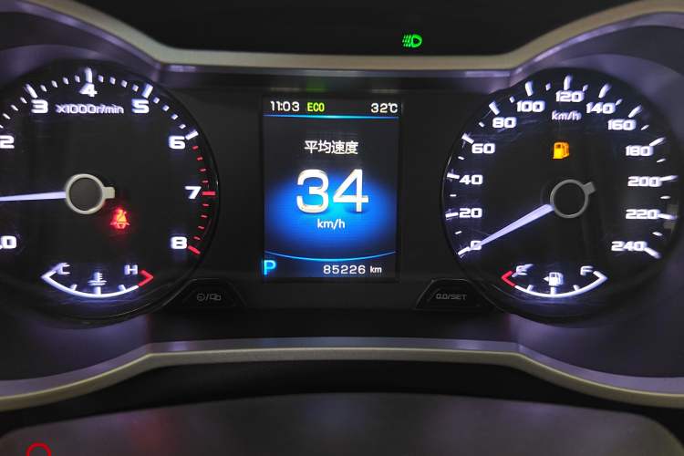 Used Geely Auto Emgrand GS 2017 Sport Edition 1.3T Automatic Smart Connectivity Model Odometer Close Up