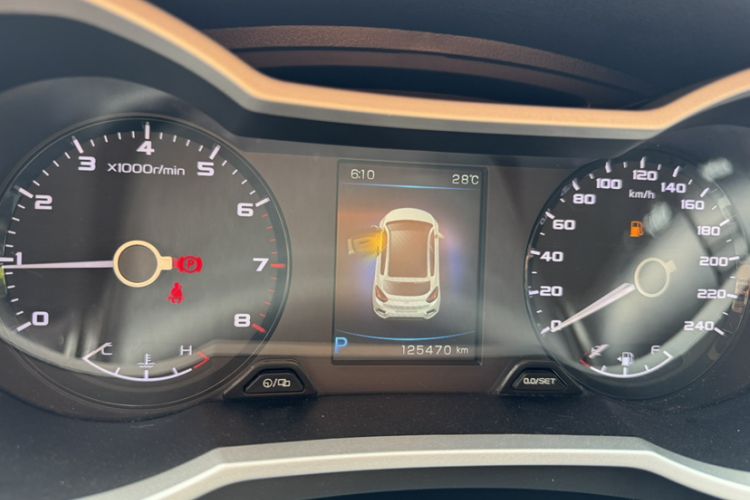 Used Geely Auto Emgrand GS 2017 Sport Edition 1.3T Automatic Smart Connectivity Model Odometer Close Up