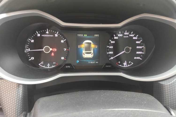 Used Geely Auto Emgrand GS 2017 Elegant Edition 1.3T Automatic Smart Connectivity Model Odometer Close Up