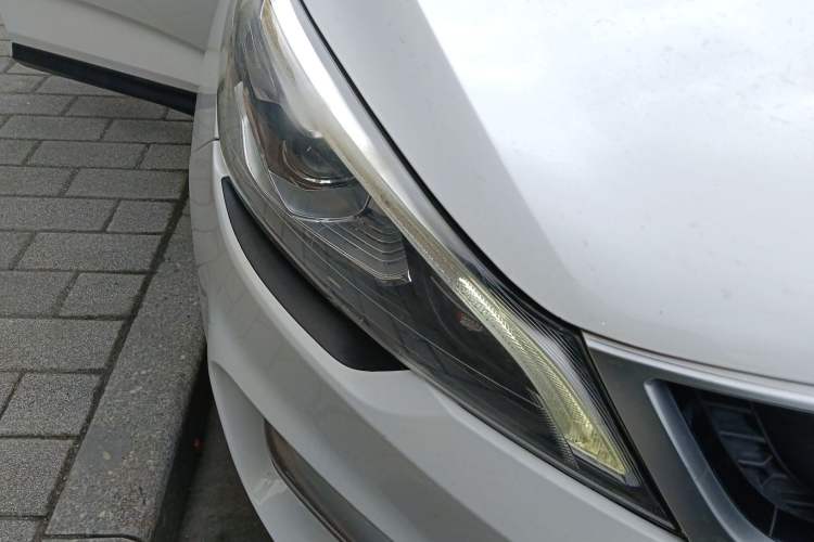Used Geely Auto Emgrand GS 2017 Sport Edition 1.3T Automatic Smart Connectivity Model Right Front Headlight