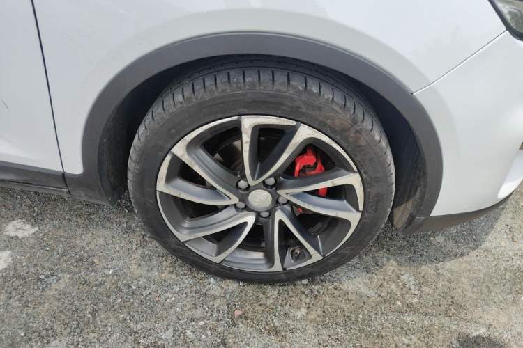 Used Geely Auto Emgrand GS 2017 Sport Edition 1.3T Automatic Smart Connectivity Model Right Front Wheel Hub