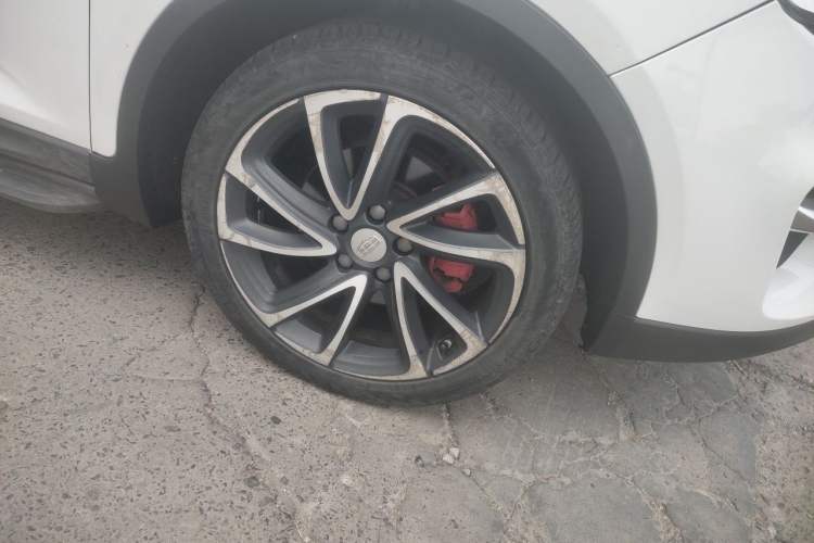 Used Geely Auto Emgrand GS 2017 Sport Edition 1.3T Automatic Smart Connectivity Model Right Front Wheel Hub