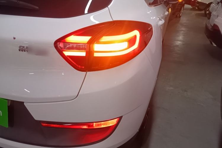 Used Geely Auto Emgrand GS 2017 Sport Edition 1.3T Automatic Smart Connectivity Model Right Rear Taillight