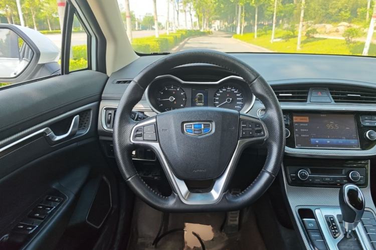 Used Geely Auto Emgrand GS 2017 Sport Edition 1.3T Automatic Smart Connectivity Model Steering Wheel