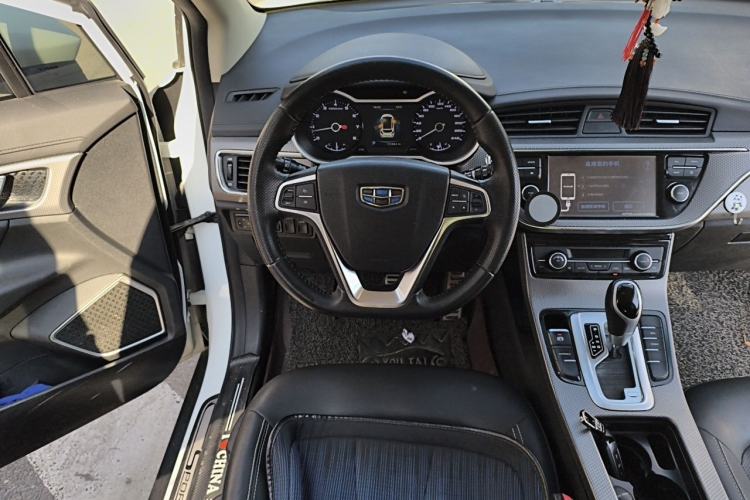 Used Geely Auto Emgrand GS 2017 Sport Edition 1.3T Automatic Smart Connectivity Model Steering Wheel