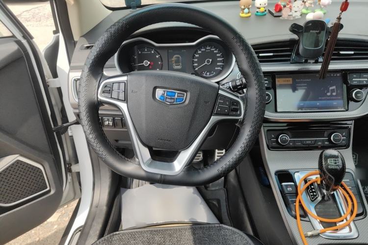Used Geely Auto Emgrand GS 2017 Sport Edition 1.3T Automatic Smart Connectivity Model Steering Wheel