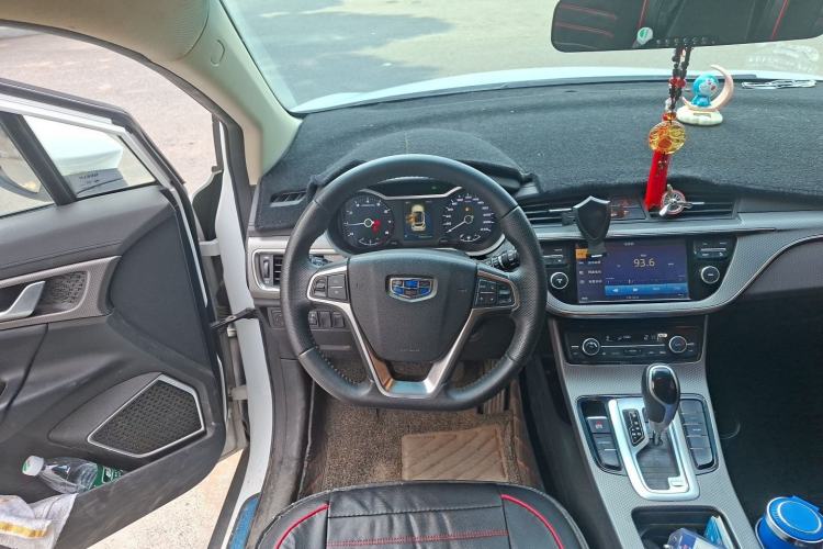 Used Geely Auto Emgrand GS 2017 Sport Edition 1.3T Automatic Smart Connectivity Model Steering Wheel