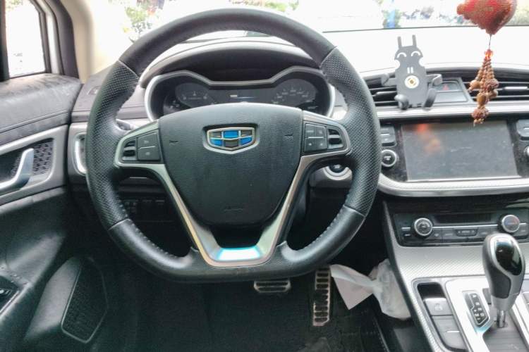 Used Geely Auto Emgrand GS 2017 Sport Edition 1.3T Automatic Smart Connectivity Model Steering Wheel
