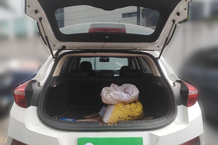 Used Geely Auto Emgrand GS 2017 Elegant Edition 1.3T Automatic Smart Connectivity Model Trunk