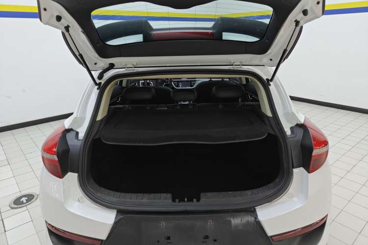 Used Geely Auto Emgrand GS 2017 Sport Edition 1.3T Automatic Smart Connectivity Model Trunk