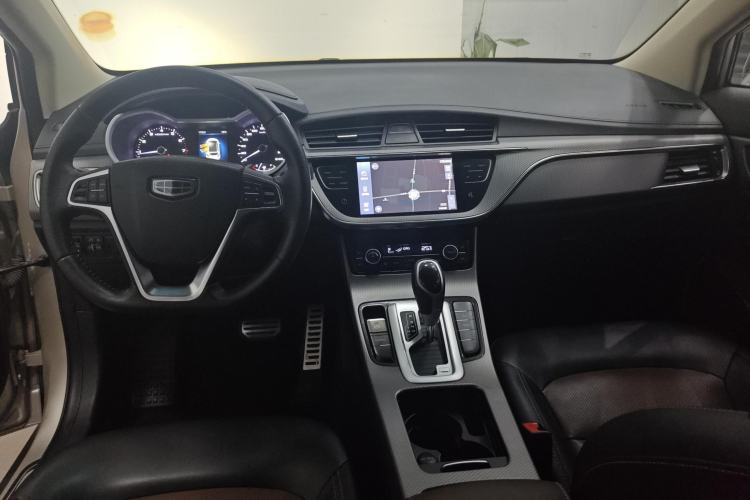 Used Geely Auto Emgrand GS 2017 Sport Edition 1.3T Automatic Smart Connectivity Model Center Console